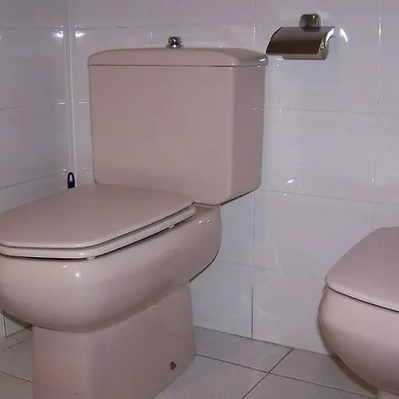 Apartamento En 1ª Línea Con Piscina. Edificio Albatros Ii Peñíscola