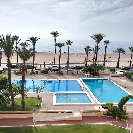 En 1ª Línea Con Piscina. Edificio Albatros Ii *