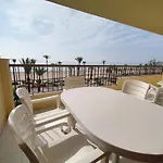 En 1ª Linea Con Piscina. Edificio Albatros Ii アパート Peñíscola